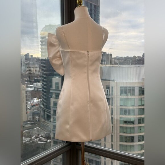 🆕 BRONX & BANCO 🧿 NWOT Evie White Strapless Bow Mini Dress, Sz S US 4 - Picture 8 of 16